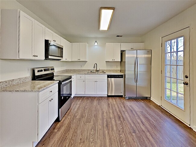 Building Photo - 320 Winding Branch Ct