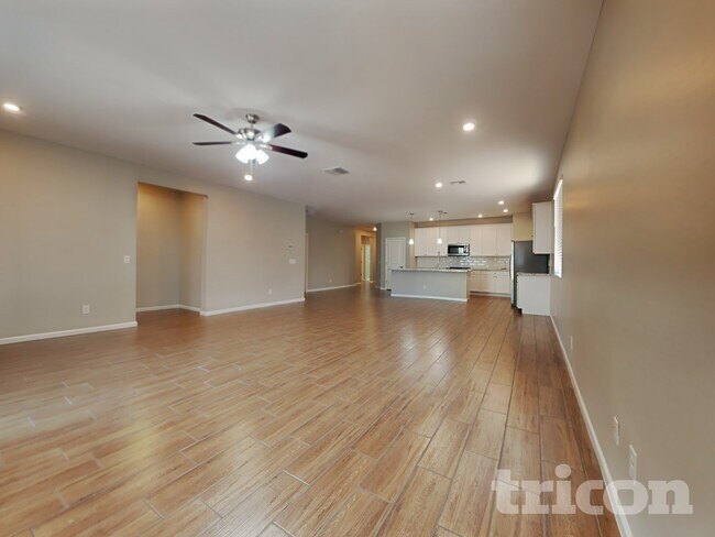 Foto del edificio - 17852 W Daley Ln