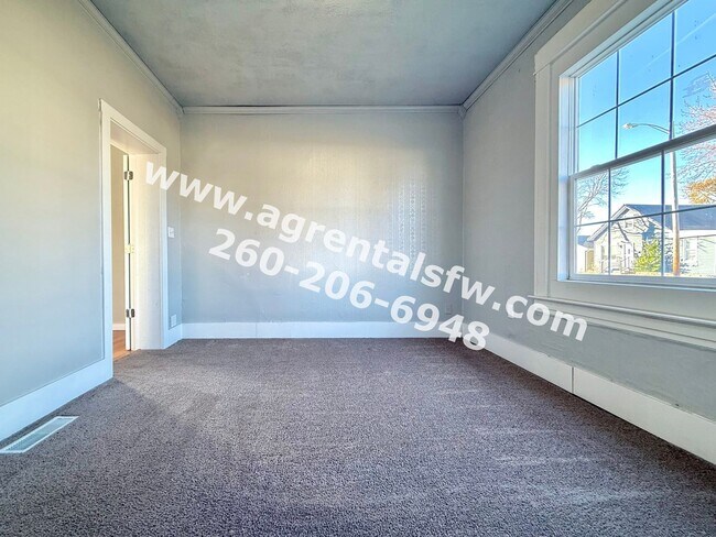 Foto del edificio - 1915 Ellen Ave