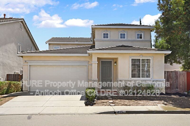 Primary Photo - 435 Oak Crest Pl