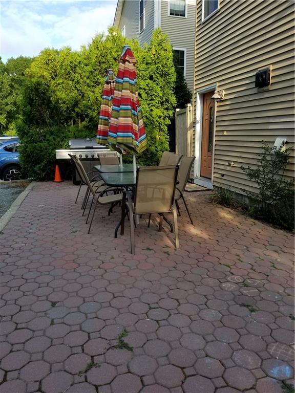 Building Photo - 37 Algonquin Trail