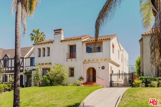 Building Photo - 1122 S Tremaine Ave