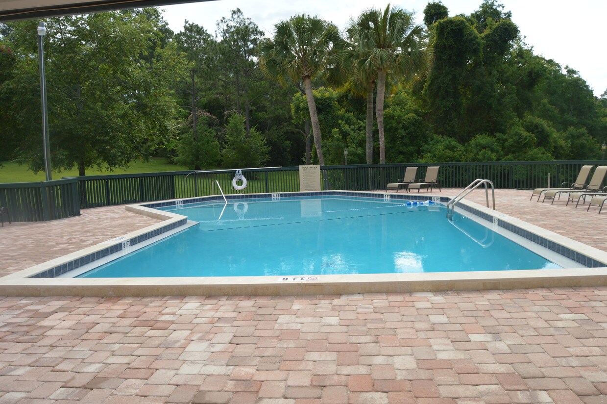 The Woods of Killearn Apartments Tallahassee, FL