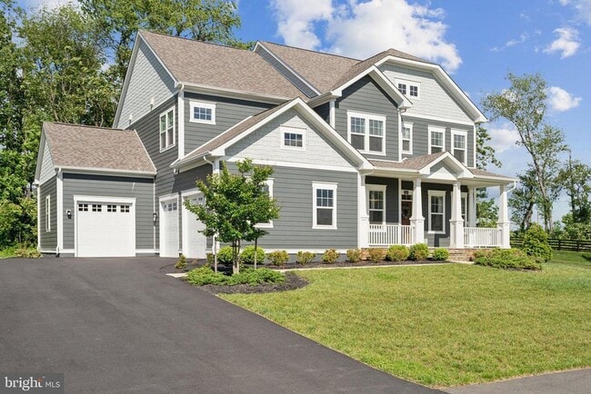 Building Photo - 24940 Peach Rdg Ct