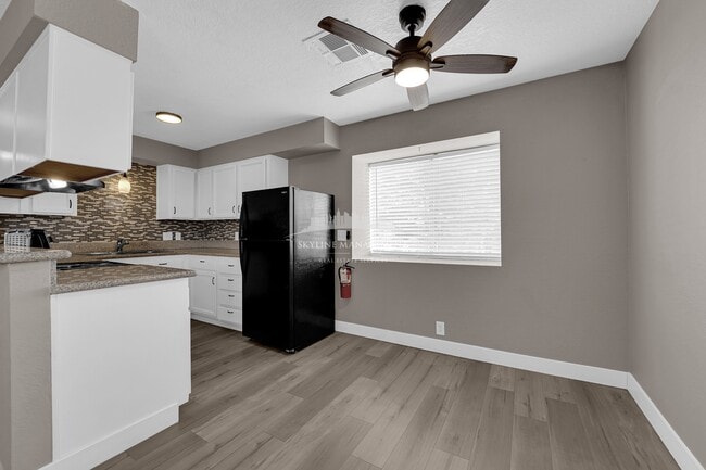 Building Photo - 5336 Mancos Ct