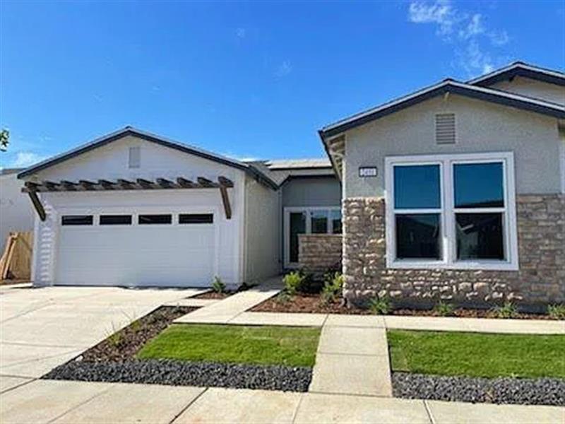 2451 Bastidas Dr House Rental in Merced, CA