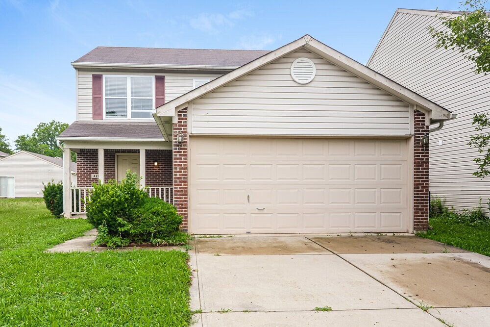Foto principal - 4261 Village Bend Dr