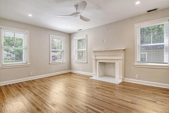 Foto del edificio - 1724 Pearlott St