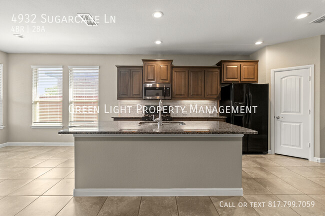 Building Photo - 4932 Sugarcane Ln