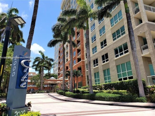 Foto del edificio - 2000 N Bayshore Dr