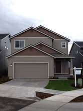 Building Photo - 1822 NE 77th Pl