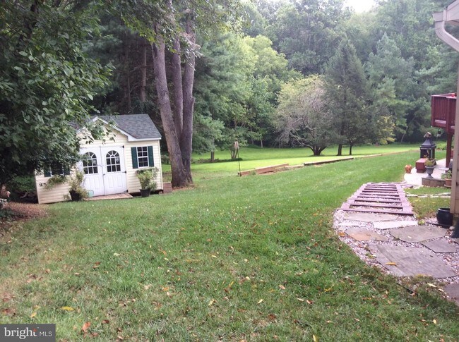 Foto del edificio - 1119 Morningwood Ln