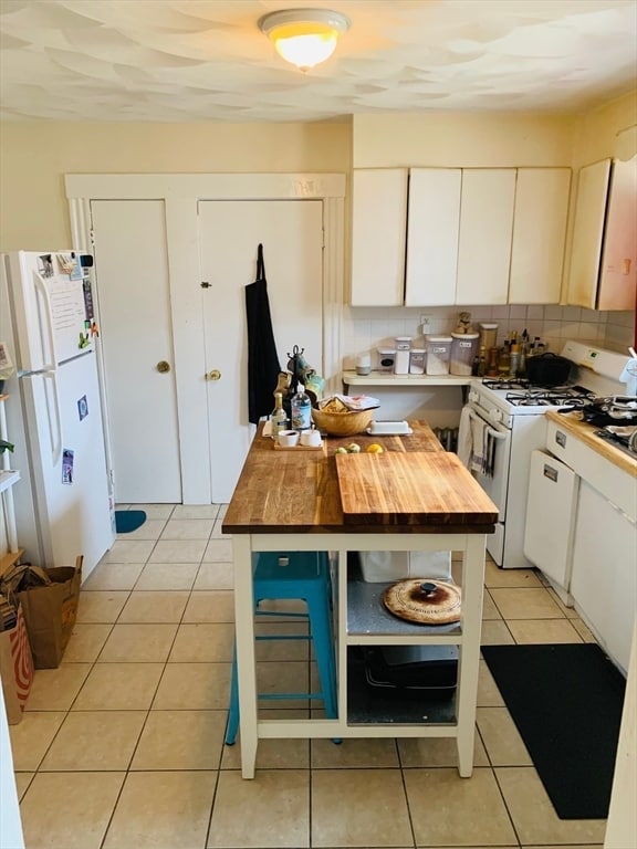 Building Photo - 34 Morton St