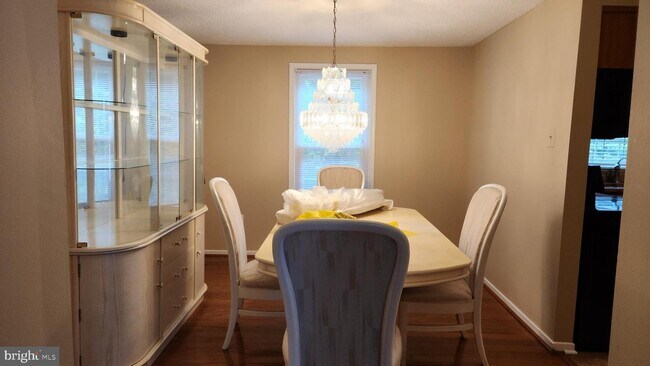 Foto del edificio - 5432 Woodland Blvd