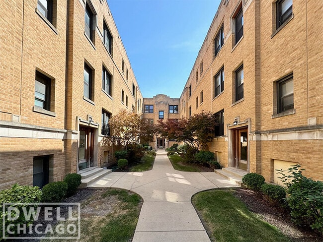 Building Photo - 2607 N Spaulding Ave