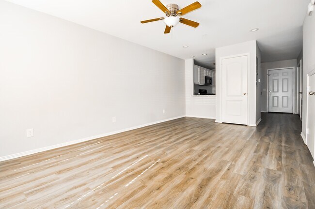 Building Photo - 1446 W Netherland Way