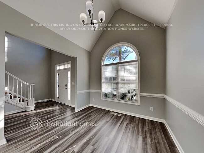 Foto del edificio - 4901 Abbotts Pointe Ct