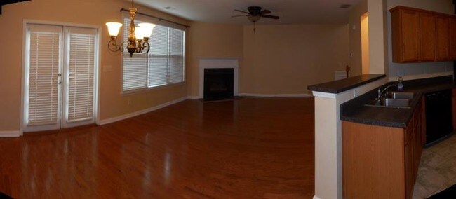 Foto del edificio - 349 NibleWill Pl