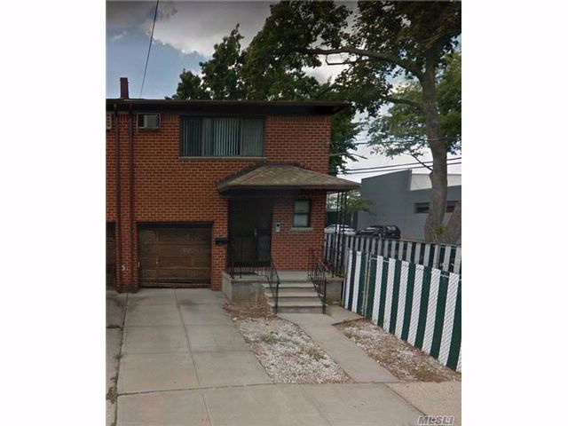 Primary Photo - 4530 Oceania St
