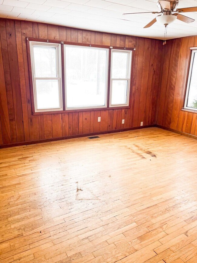 Foto del edificio - 2 bed 1 bath home