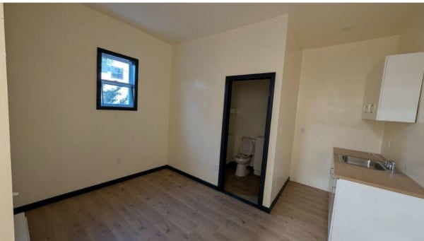 Foto del edificio - 501 Blatchley Ave