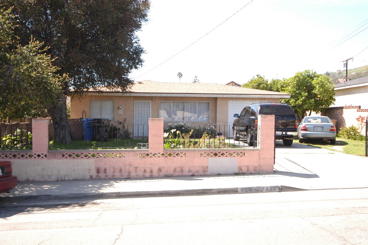 Foto del edificio - 504-506 N 12th St