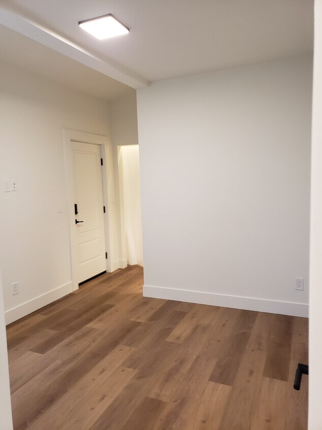 203 Carl Street, Unit A Condo for Rent in San Francisco, CA