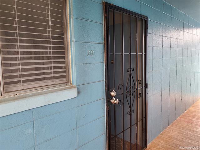 Building Photo - 94-049 Waipahu St