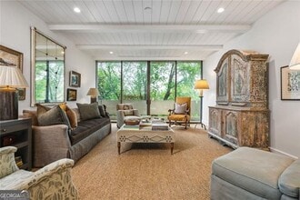 Building Photo - 2575 Peachtree Rd NE