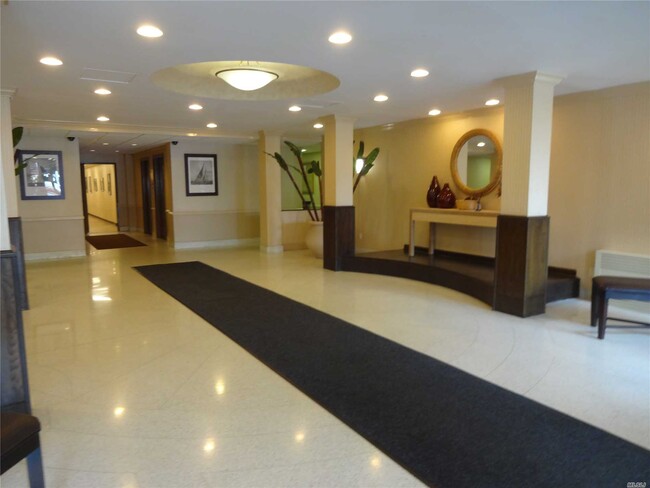 Foto del edificio - 410 E Broadway