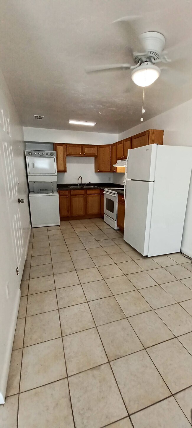 Foto del edificio - 3220 SW 26th Terrace