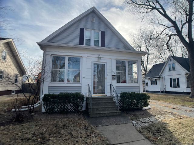Foto principal - Bungalow in West Peoria