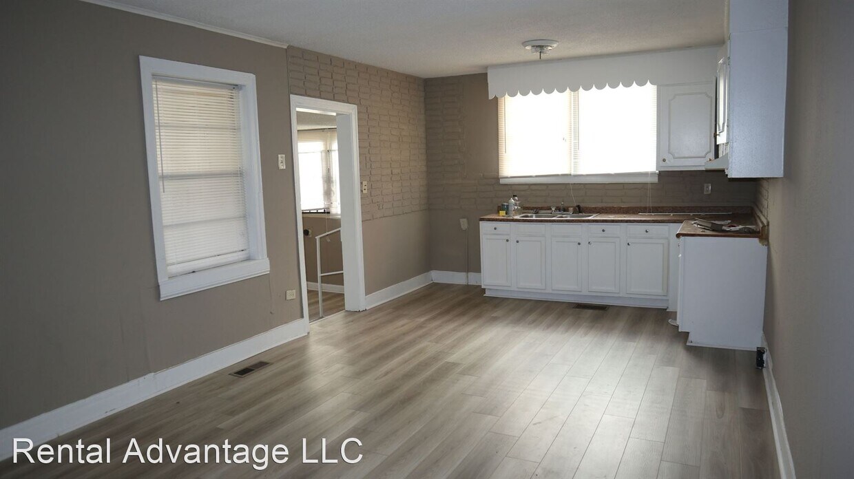Primary Photo - 3 br, 1 bath House - 1132 4th Ct W