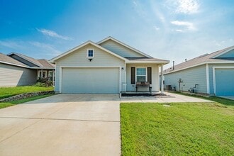 Building Photo - 1822 Barrie Wy