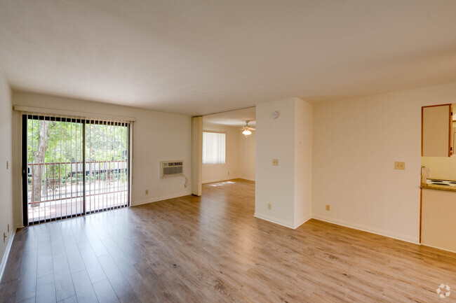 Estudio, 1BA - 700SF - 300 East Tujunga