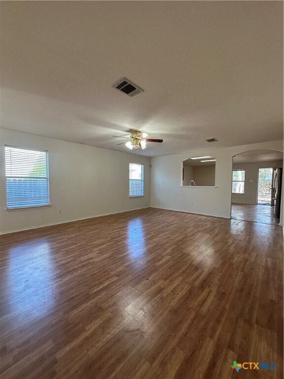 Foto principal - 12005 Kilmartin Ln
