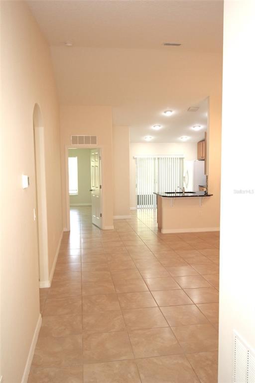 Foto del edificio - 32 Regency Dr
