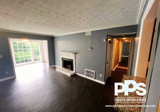 Building Photo - 801 Countryside Pl