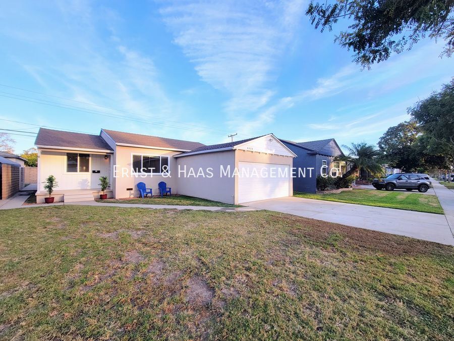Foto principal - Beautifully Updated 2 Bedroom Home in Prim...