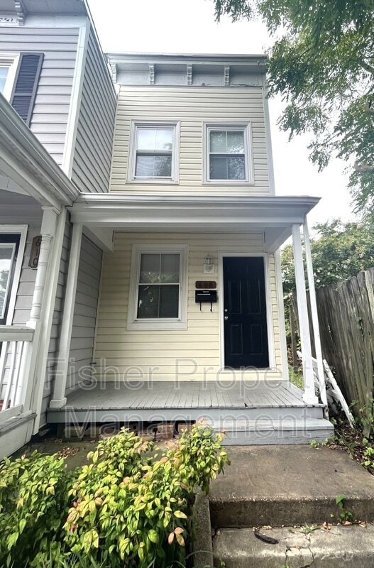 Primary Photo - 608 Albemarle St
