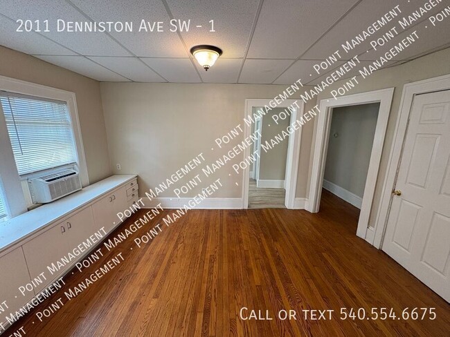 Building Photo - 2011 Denniston Ave SW