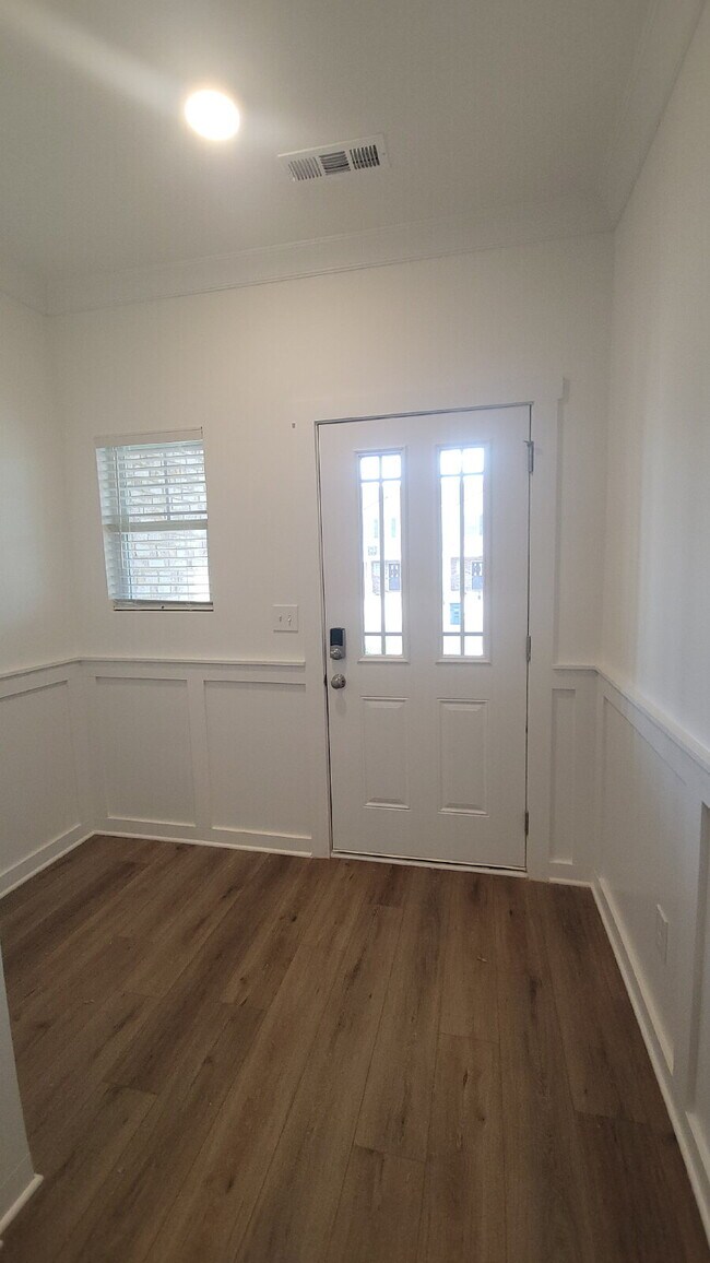 Foto del edificio - NEW HOME!!!  Section 8 Accepted!!!  "Discover Your Dream Home: Spacious 3-Bedroom Retreat with Gr...