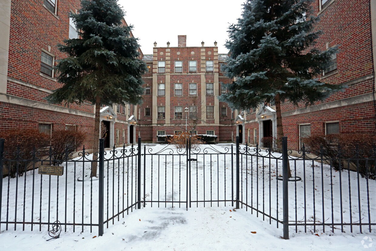 Foto del edificio - 1435 W Albion Ave