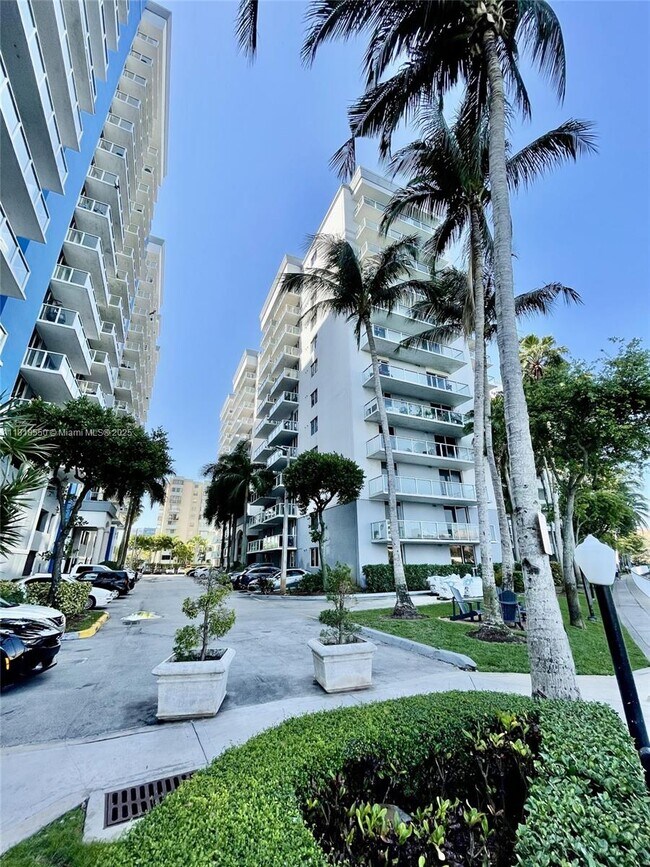 Foto del edificio - 5091 NW 7th St