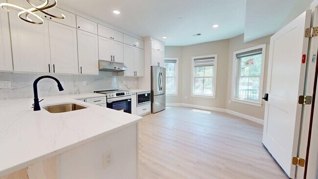 Foto del edificio - 231 Highland Ave