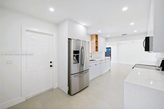 Foto del edificio - 172 SW 35th Terrace