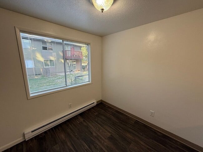 Building Photo - 3808 Iberis St NE