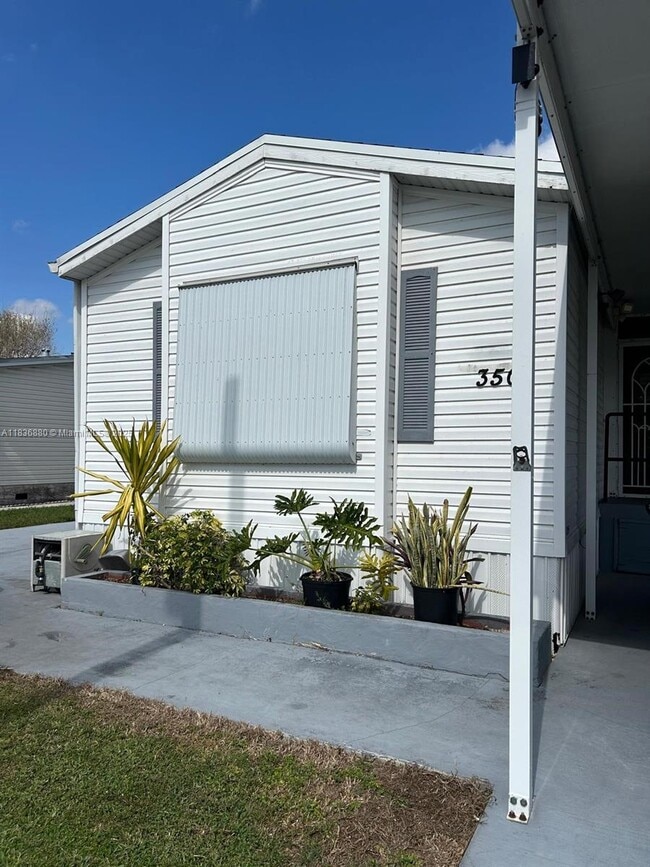 Building Photo - 35303 SW 180th Ave