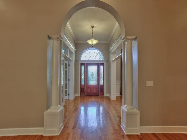 Building Photo - 1111 Conservancy Dr W
