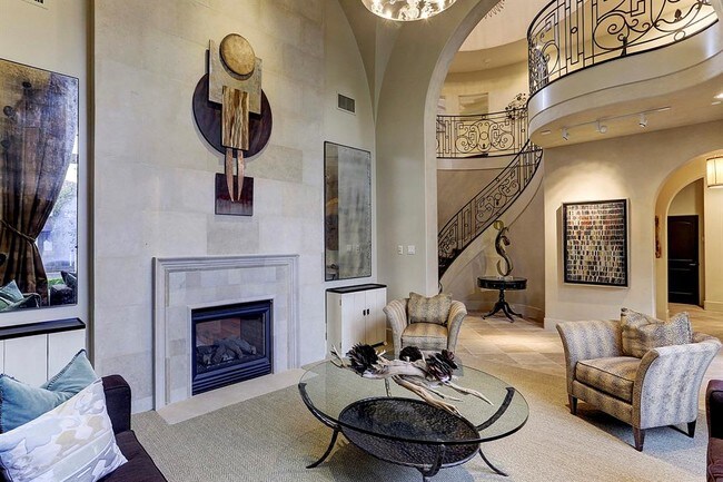 Foto del edificio - 4818 Palmetto St